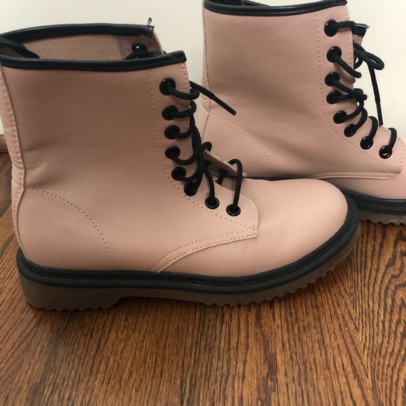 Color Block Combat Boots (Pink) - Picture 3 of 8